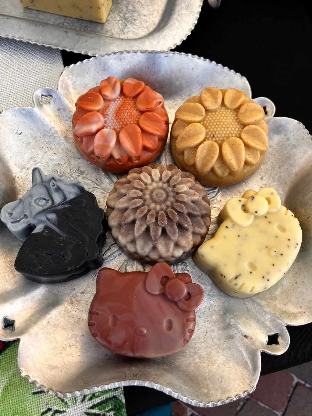 3 for $25 Mystery Shapes 🌜😻🐝